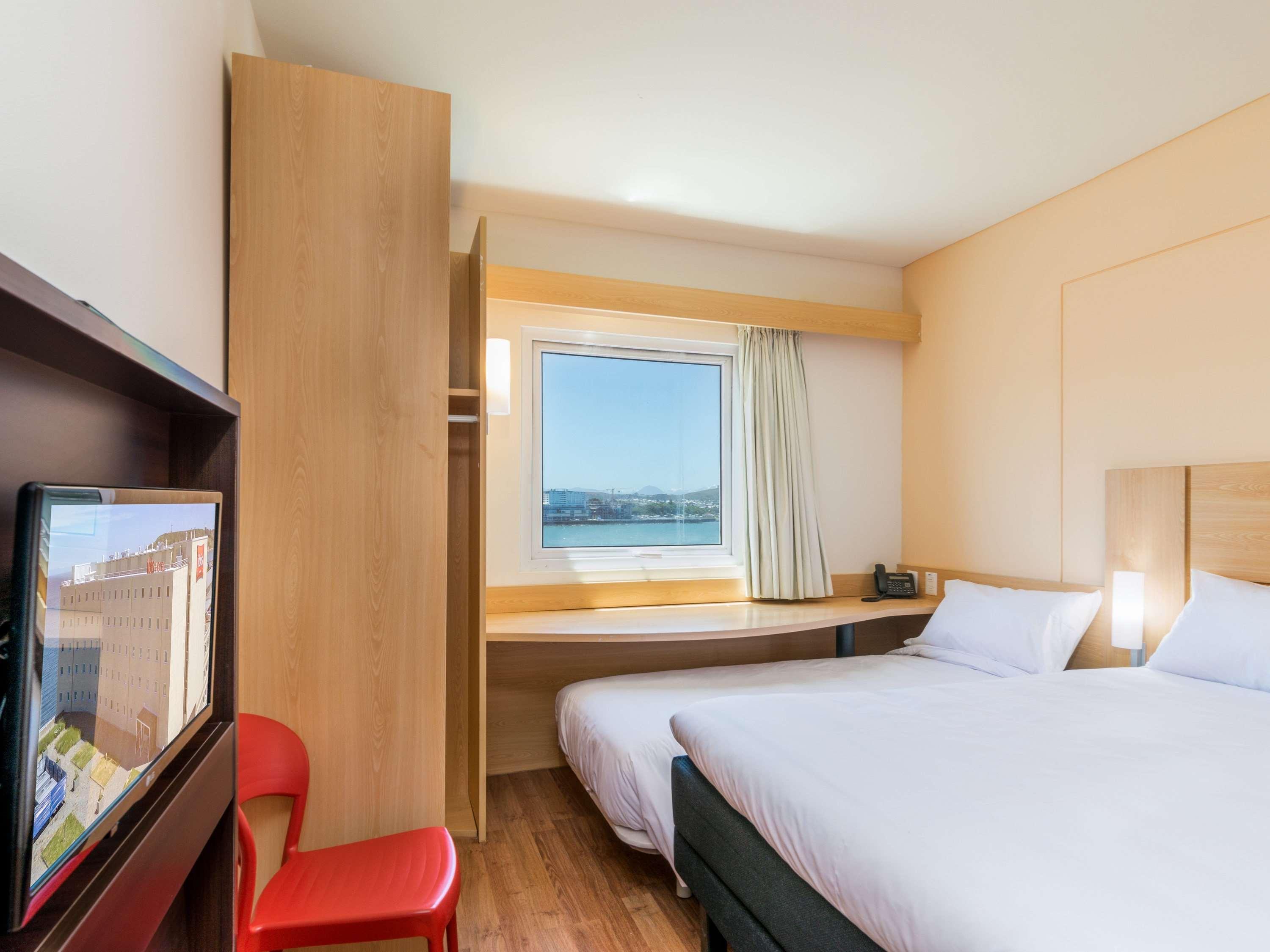 Ibis Puerto Montt Hotel ภายนอก รูปภาพ
