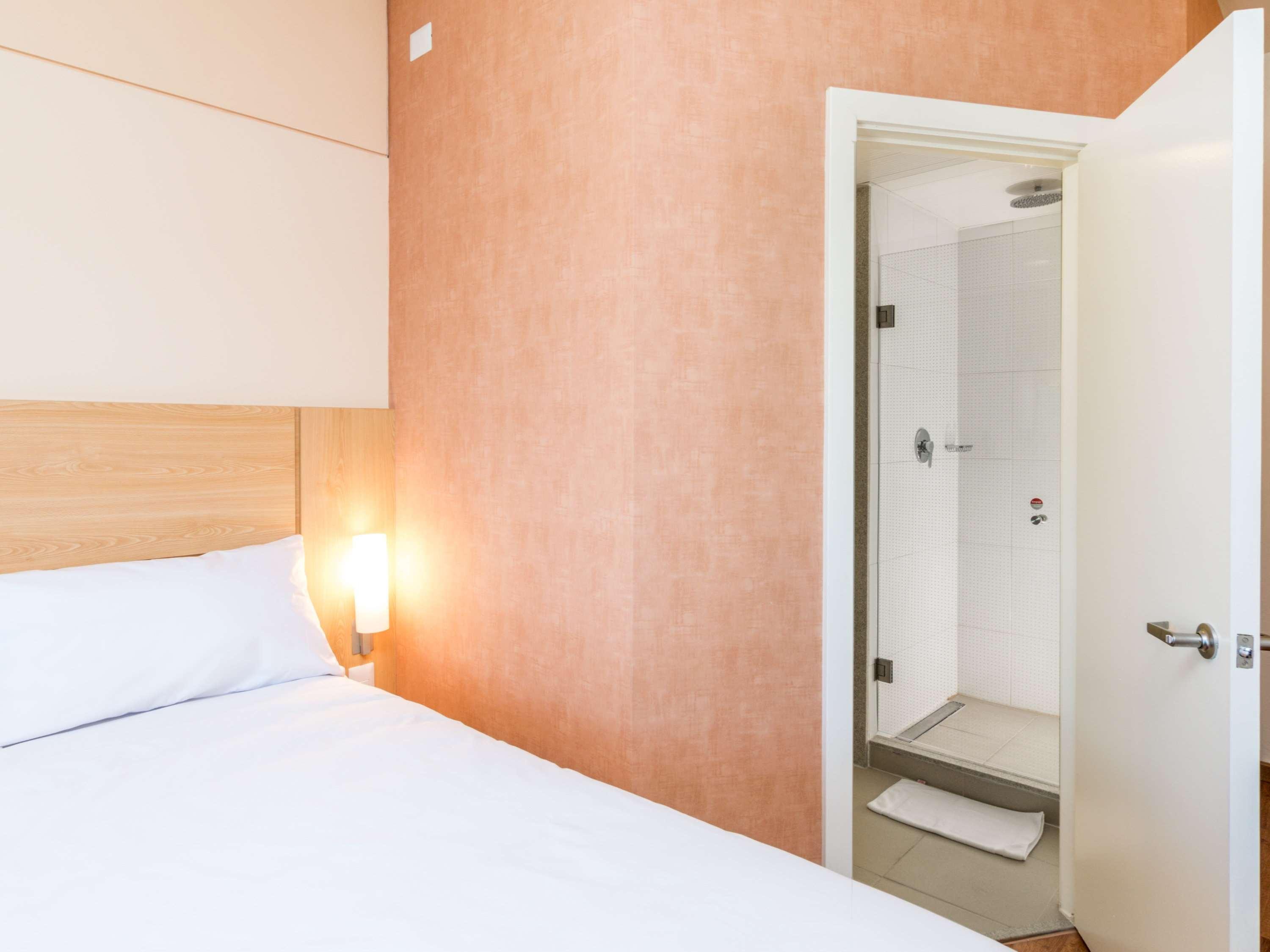Ibis Puerto Montt Hotel ภายนอก รูปภาพ