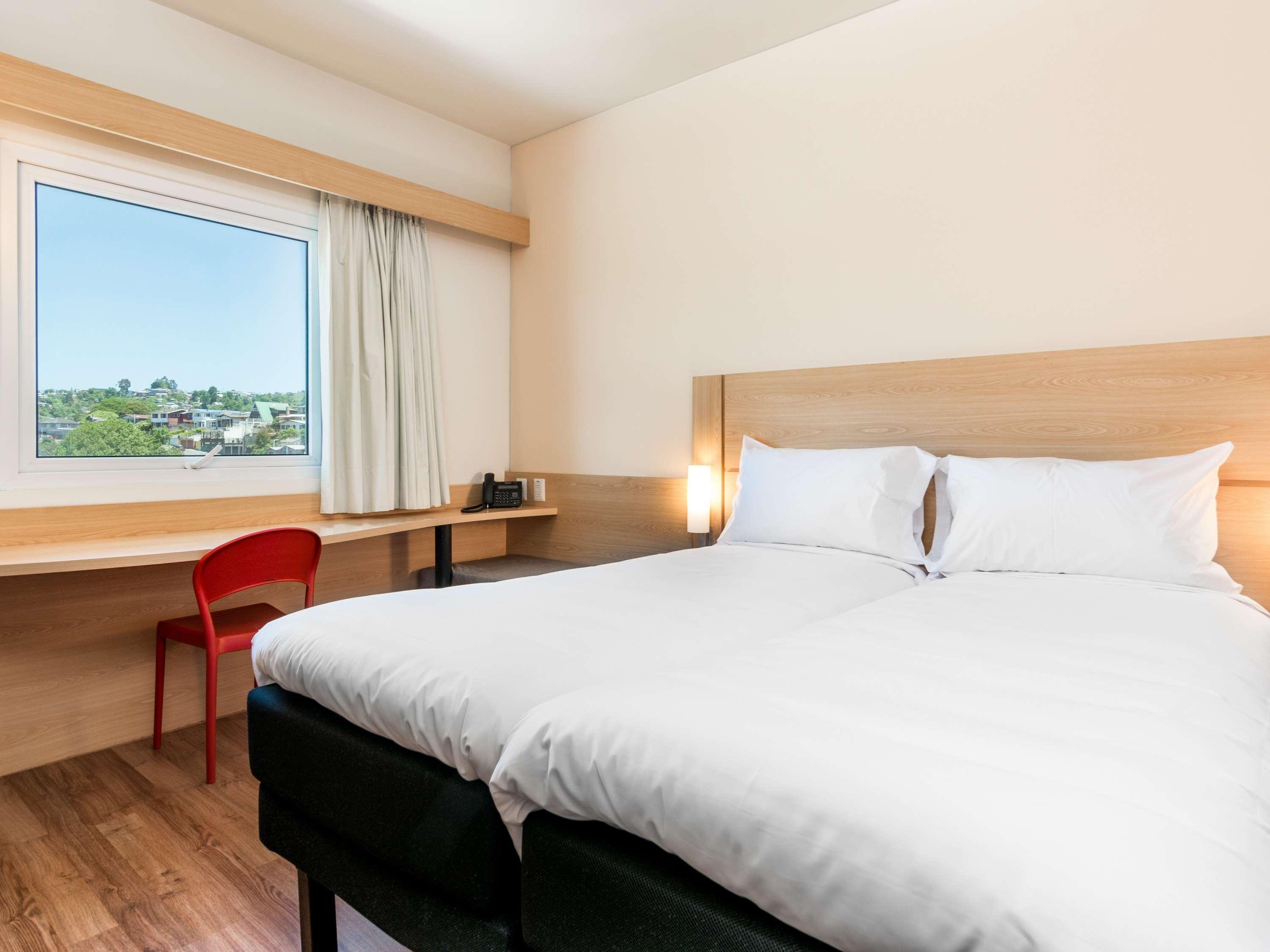 Ibis Puerto Montt Hotel ภายนอก รูปภาพ