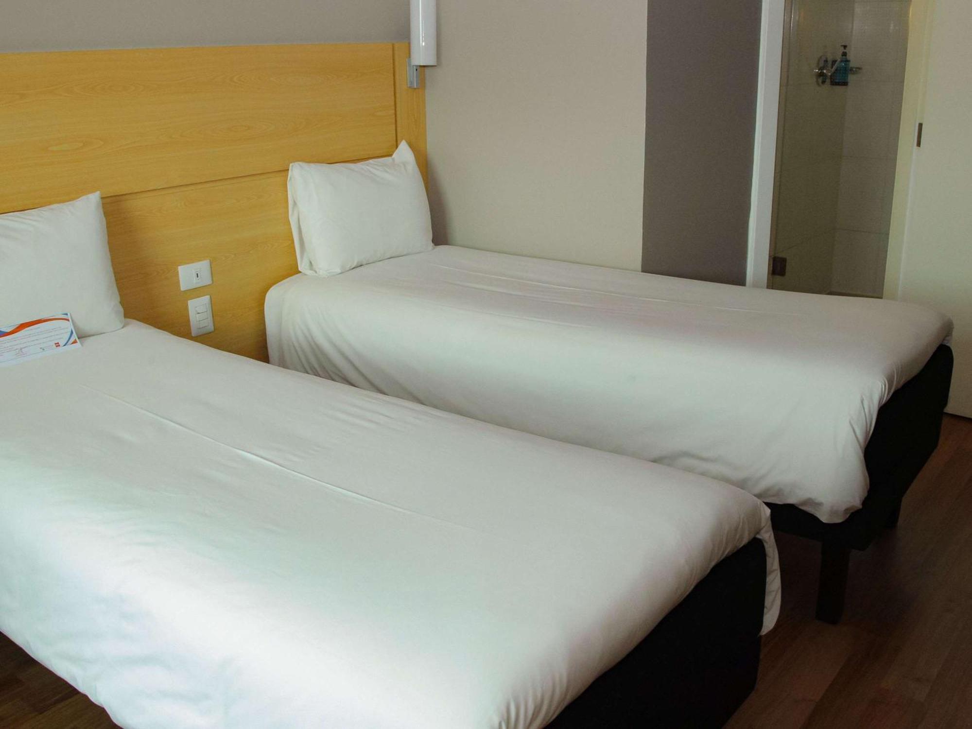 Ibis Puerto Montt Hotel ภายนอก รูปภาพ