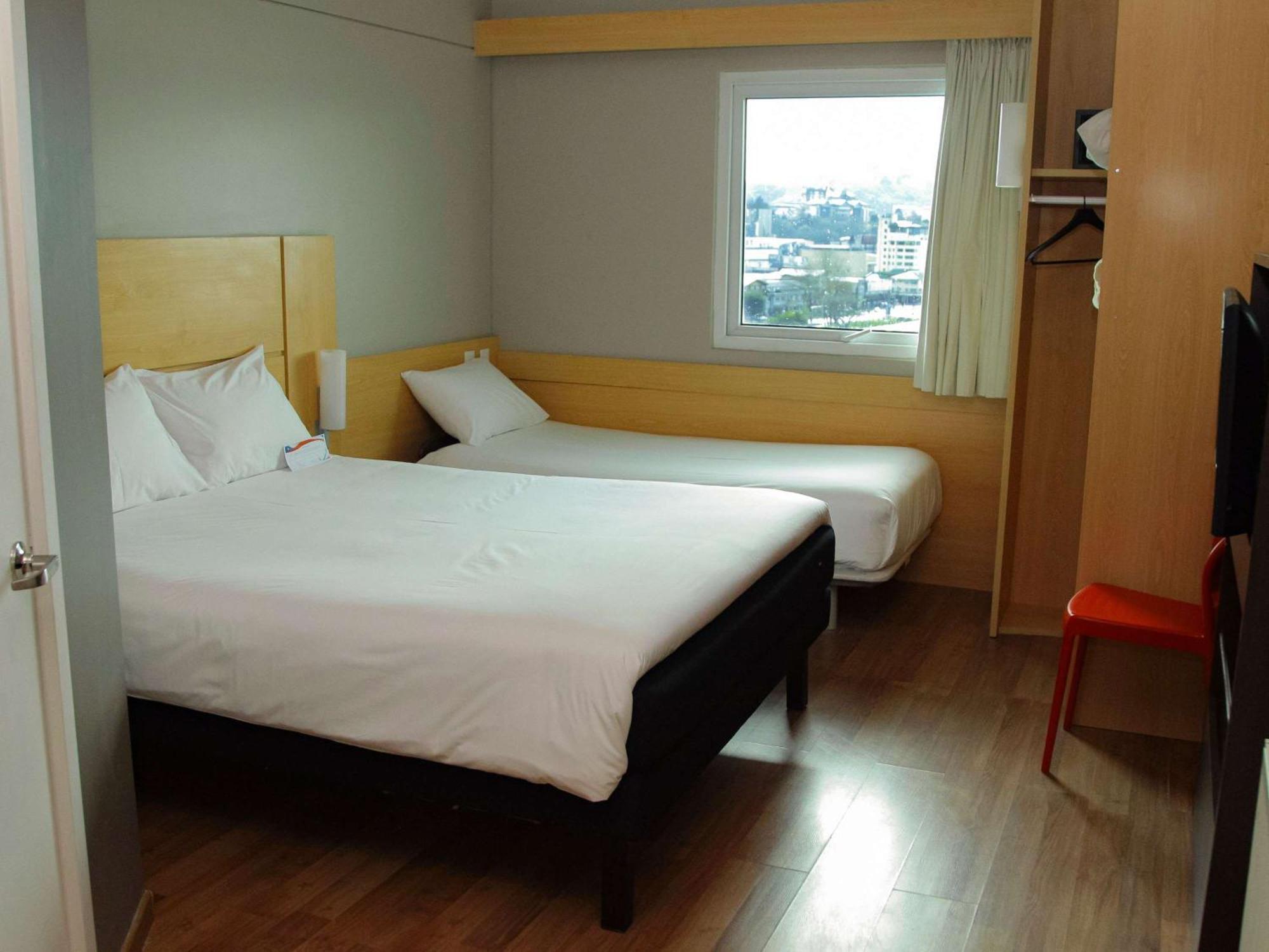 Ibis Puerto Montt Hotel ภายนอก รูปภาพ