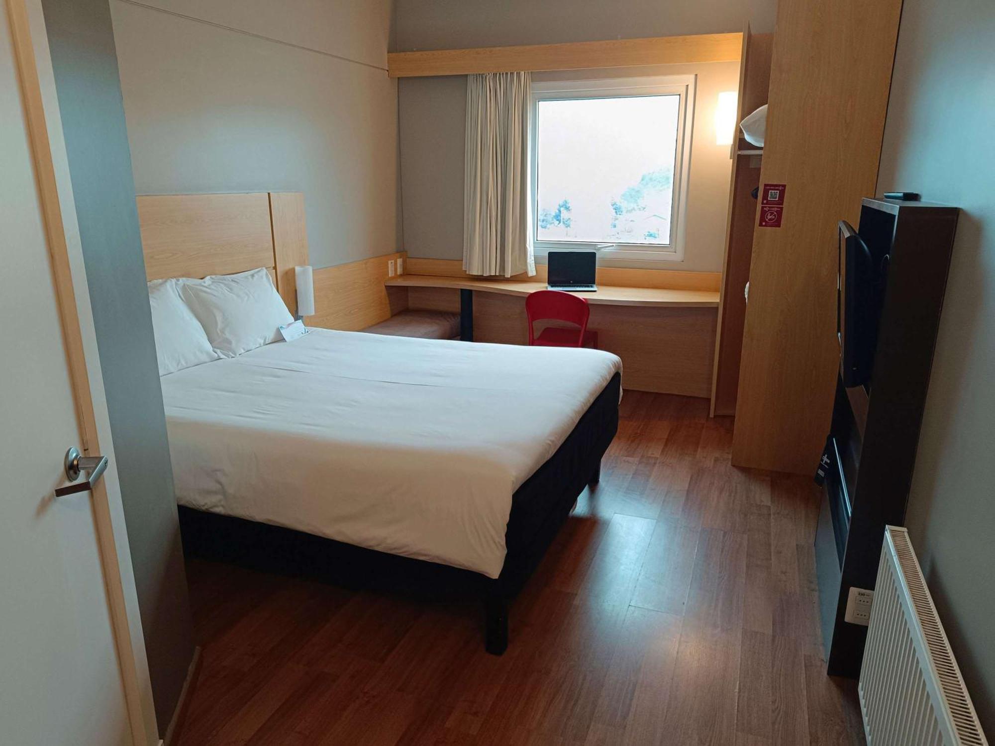 Ibis Puerto Montt Hotel ภายนอก รูปภาพ
